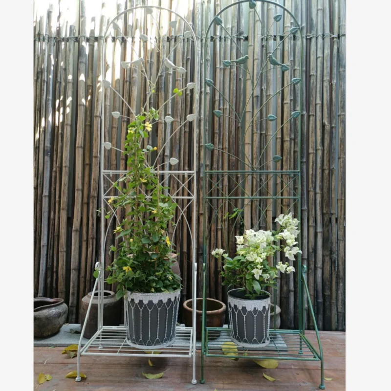 

Garden Trellis with Base for Climbing Plant Metal Hanging Plant Stand Outdoor Lattice Grid Panels Flower Pot Rack Garden Fence