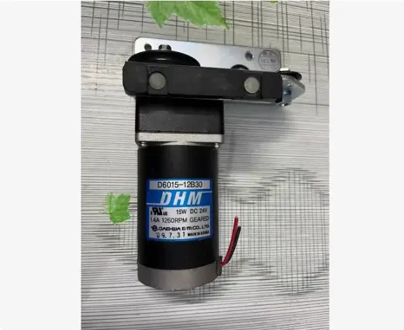 

Second-hand 90% new DHM, geared motor motor D6015-12B30, 15W, DC24V dismantling