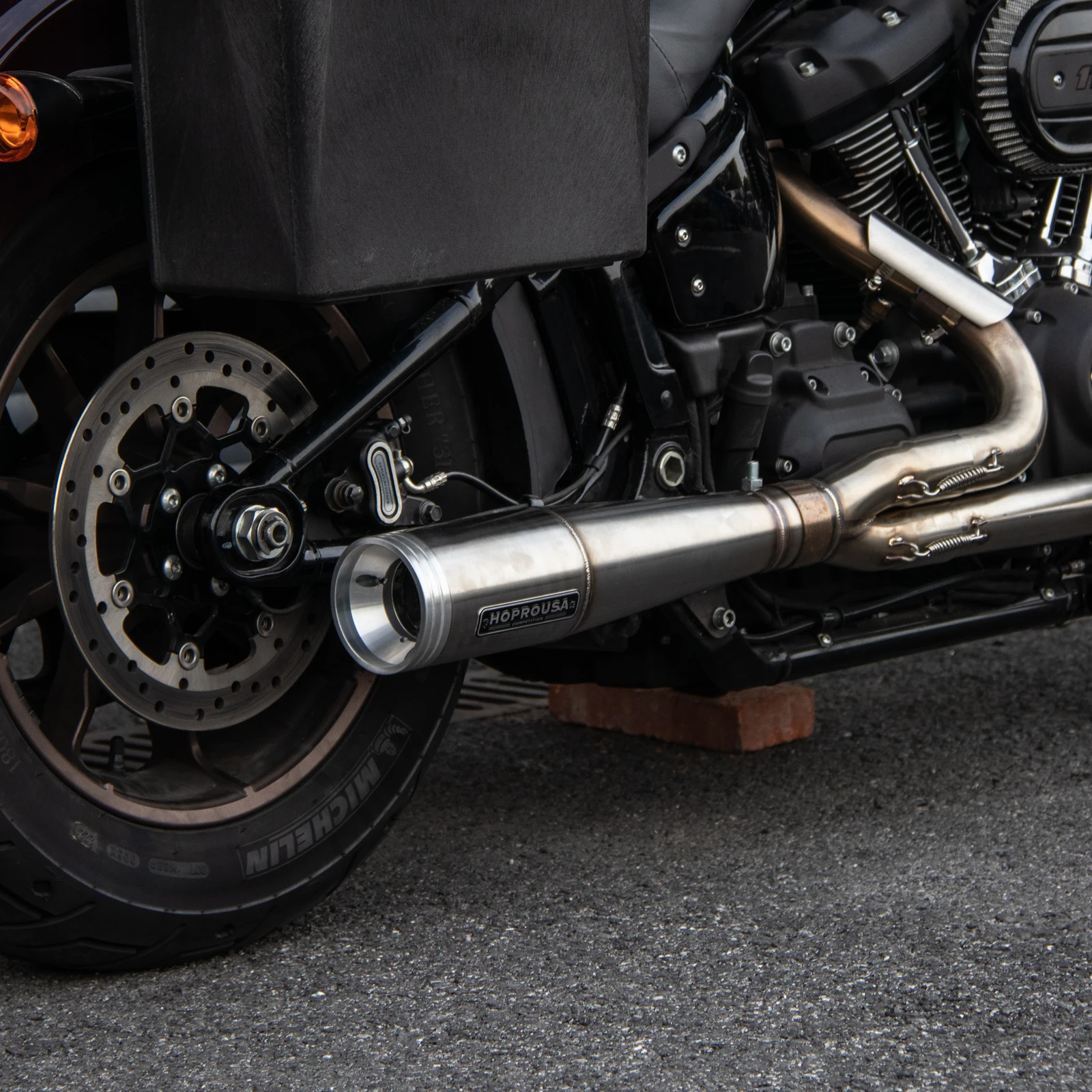 Motorcycle 2IN1 Exhaust System for 18-24 Harley Softail Fatboy Breakout Street Bob Slim Low Rider Heritage Classic Deluxe