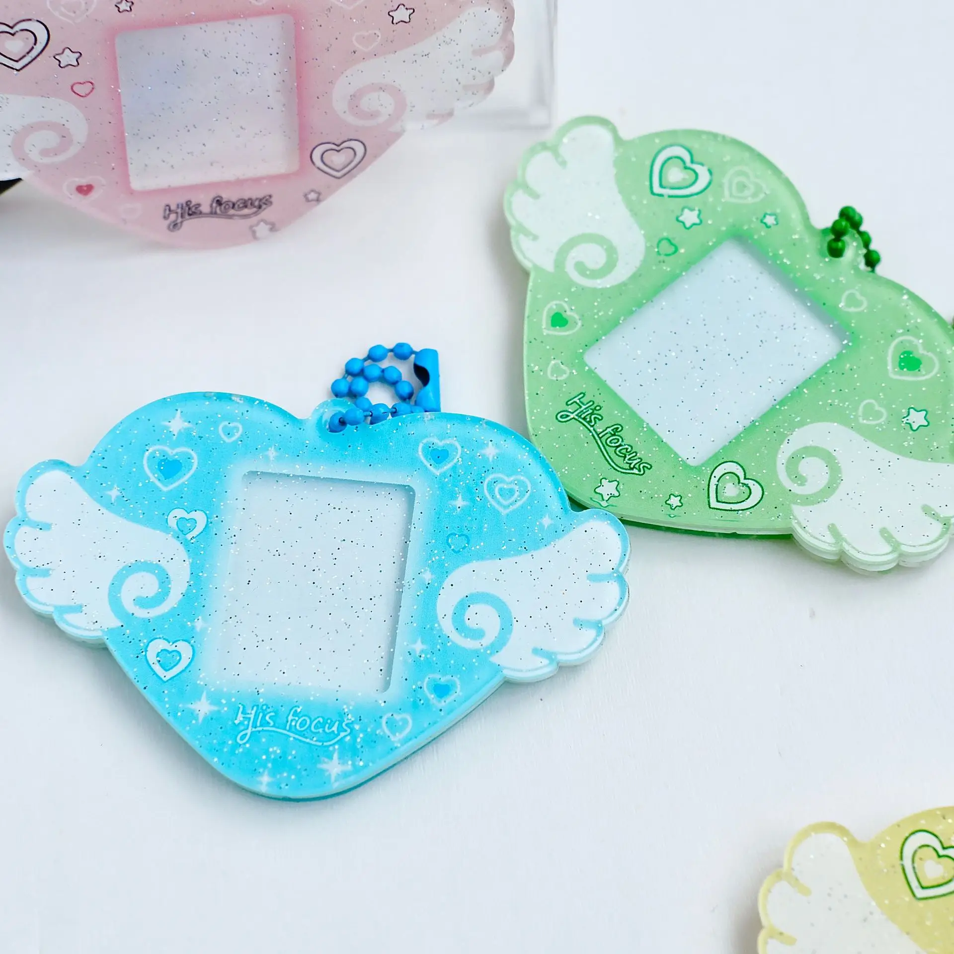 

INS Style Korean Style Heart Wings Hard Card Folder Brick Acrylic for 1 inch ID Photo Storage Display Pendant Keychain Ornaments