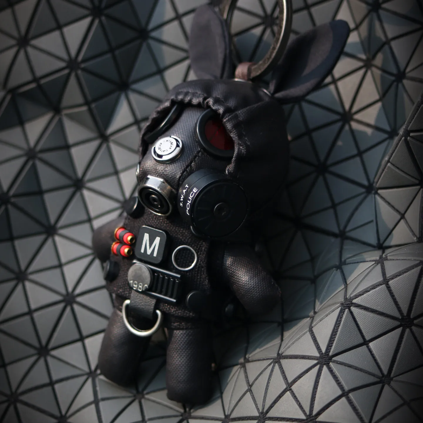 

Original Steam Spirit Dark Gas Mask Bunny Keychain Gothic Military Rabbit Plush Art Toy Quirky Designer Backpack Pendant Premium