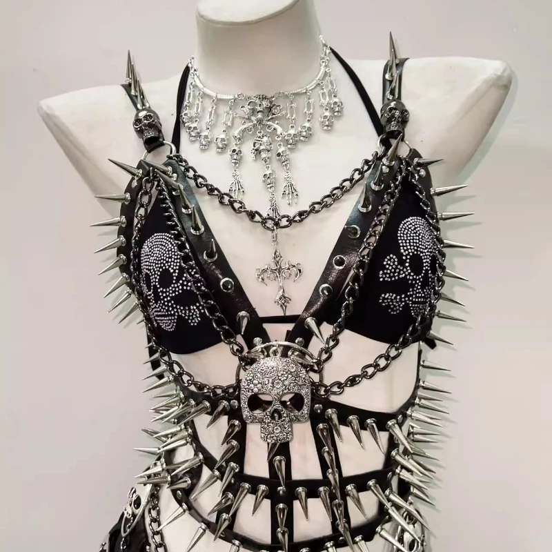 Européen américain noir Sexy pur désir Rivet femmes gilet gothique Original Punk foncé doux Cool plissé jupe courte ensemble dames