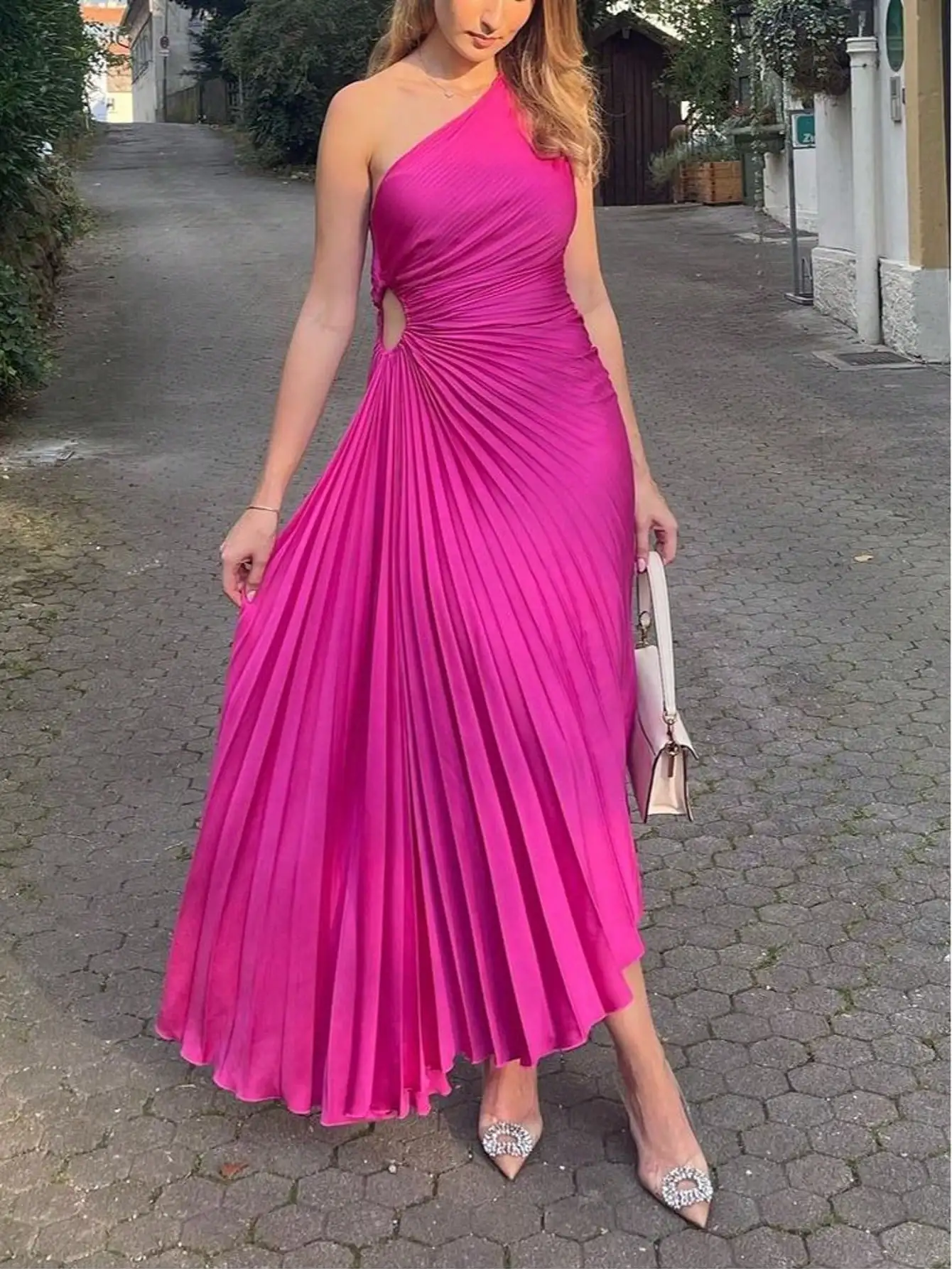 

Vibrant Fuchsia One-Shoulder Pleated Maxi Dress with Side Cutout