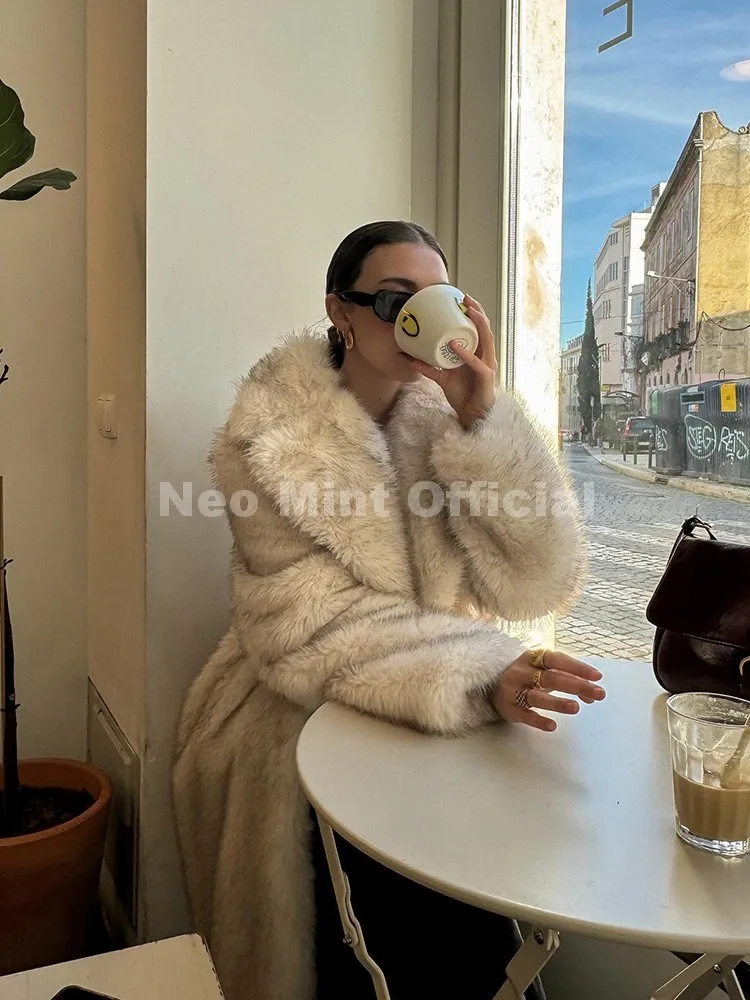 Neo Mint Street Style Long Eco Faux Fur Coats Women 2025 Winter Fluffy Gradient Fox Fur Jacket Brand Fashion Girls Overcoats