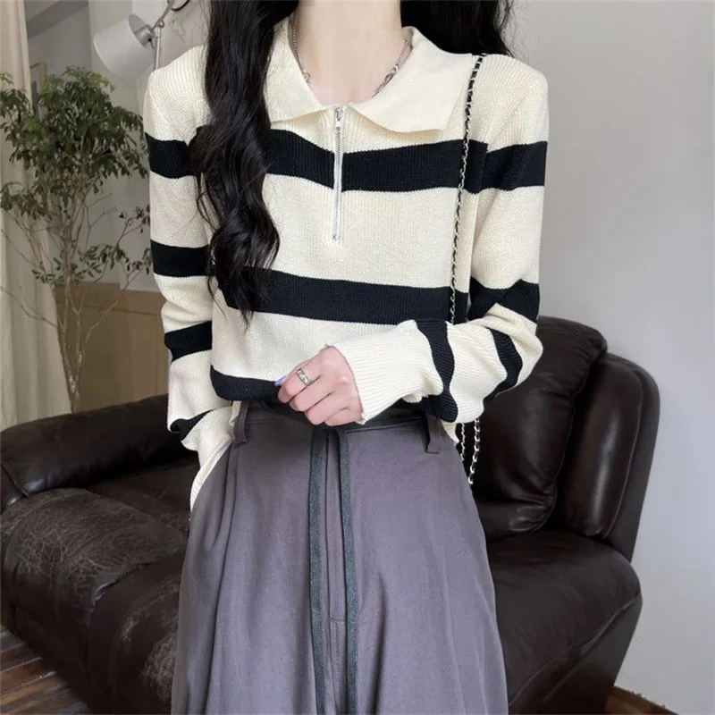 Women Clothing Fashion Striped Long Sleeve Knit Pullovers Autumn Winter New Chic Turn-down Collar Zipper Sweaters All-match Tops