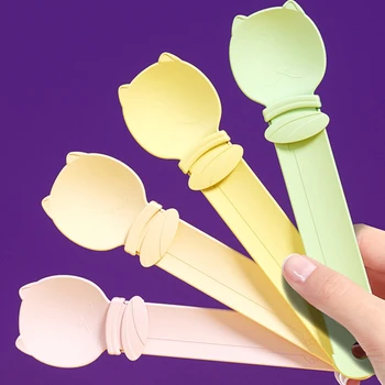 2-Piece Cat Treat Feeding Spoons 3