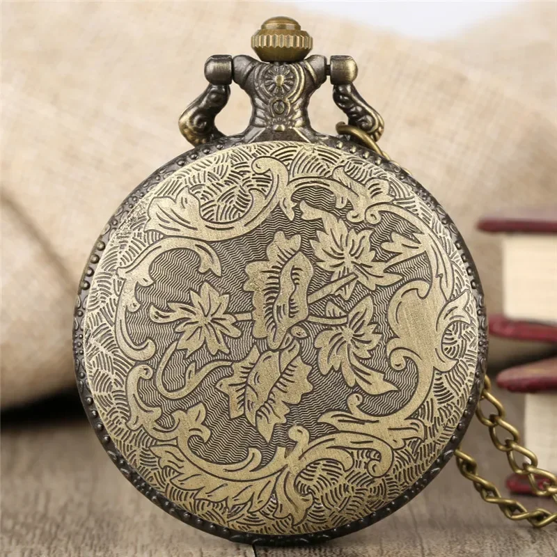 Bronze Carved Horse Design Arabic Number Quartz Movement Clock for Men Women Long Necklace Chain Animal Timepiece Gift Reloj
