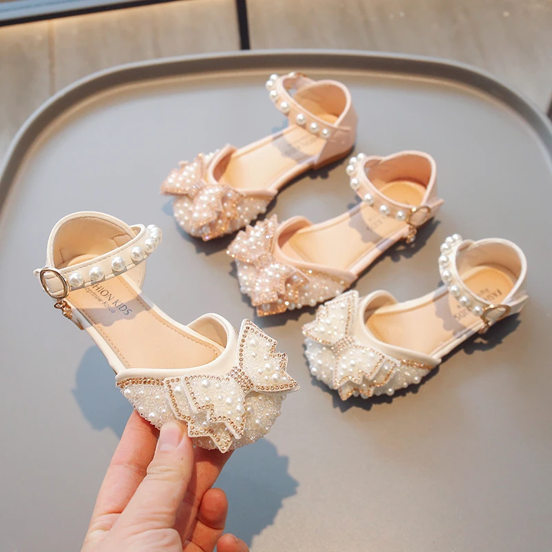 

Children Princess Shoes Sweet Rhinestone Pearl Bowknot Girls Dress Single Shoes Fashion Kids Elegant Flat Sandals for Wedding