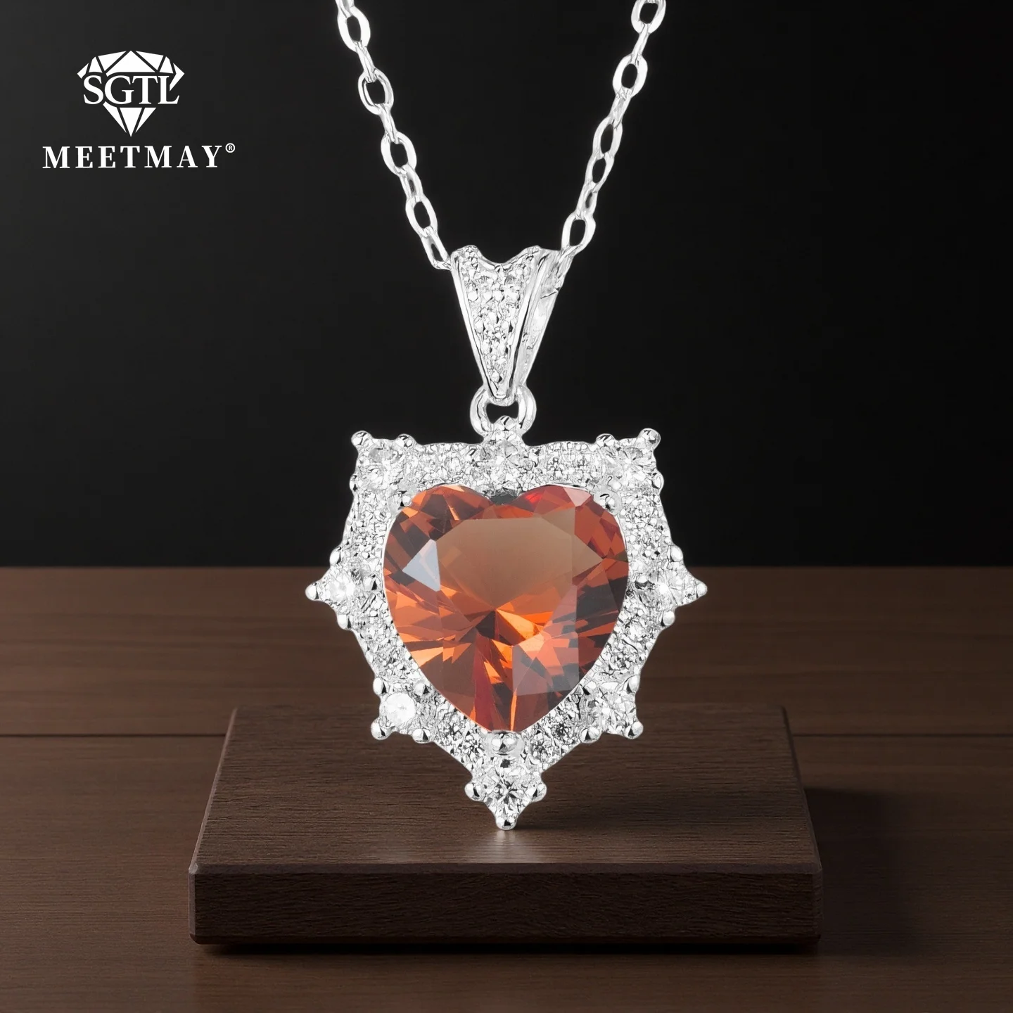 Zultanites color changing heart-shaped sultanite diaspore Necklace for women different lighting changes different color women
