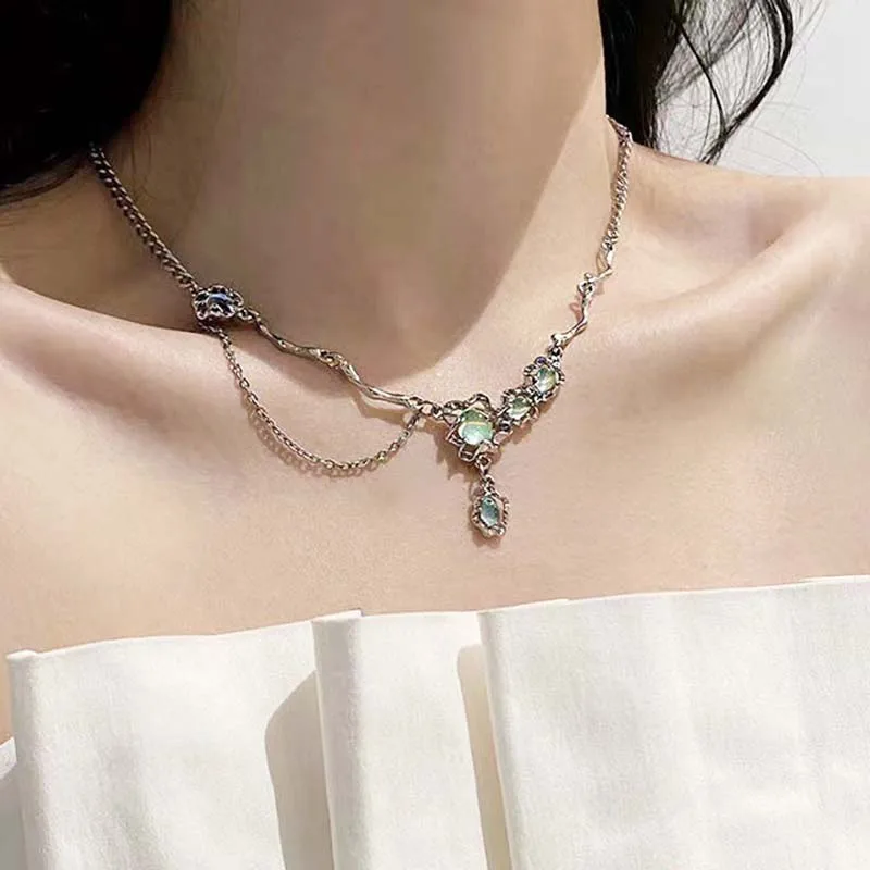 Funkelnde Mondlicht-Stein-Anhänger-Halskette für Frauen, Sternenlicht, unregelmäßige lange Quastenkette, Halsreifen, Accessoires, Modeschmuck – Detail 27