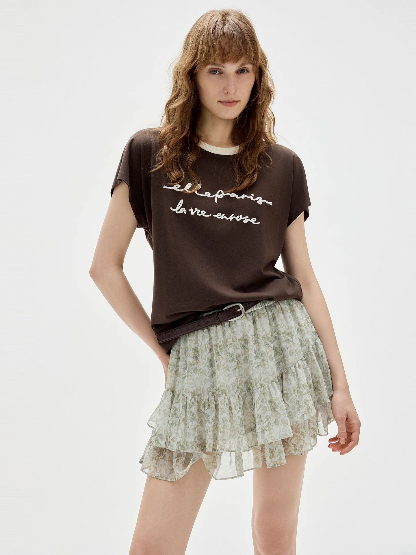 Elle Retro Color Block Embroidered Letter round Neck Short Sleeve Women's T-Shirt Summer New Style High End Unique Top