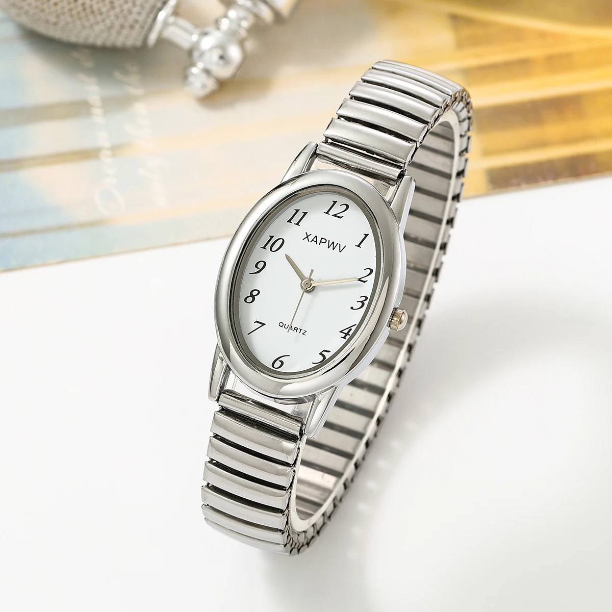 

Fashion Simple Women's Watch Trendy Personalized Stretch Steel Band Watch Arabic Digital Quartz Women's Watch
