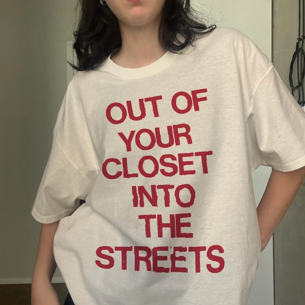 قميص Queer Liberation Y2K قميص فاسق 90s Alt Anarchist تي شيرت ثورة الفوضى تي شيرت Emo Riot الفوضى Weirdcore تي شيرت Y2K