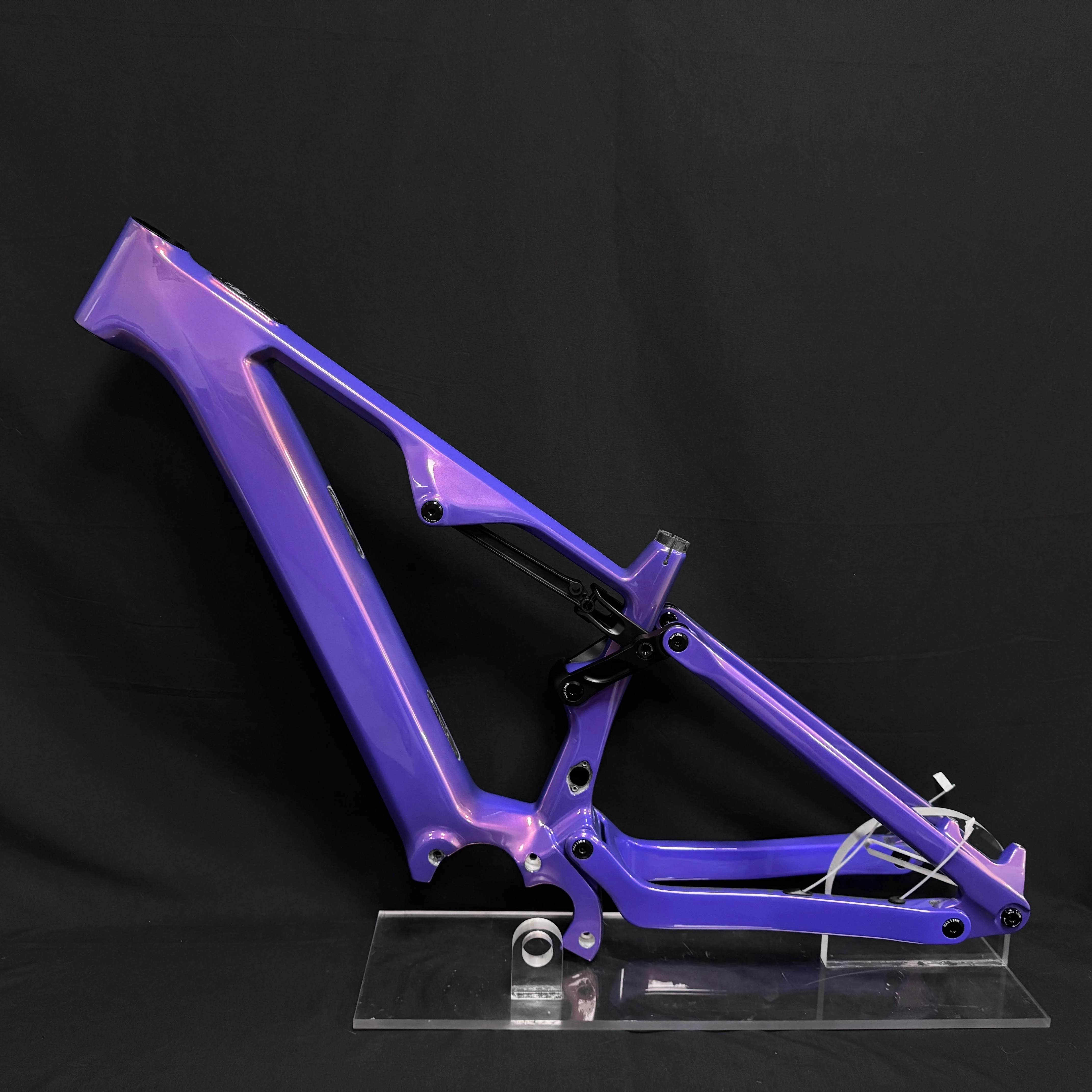 Ebike Frame CEF69 29er Boost Integrated DPC030 Display Bafang M560 700W Motor 835Wh Battery Enduro carbon fiber bicycle frame