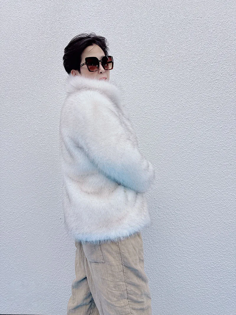 2025 Winter Ins Hot Fashion Girls Oversized Gradient Fur Coat Women Thick Warm Outerwear Fluffy Faux Fox Fur Jacket