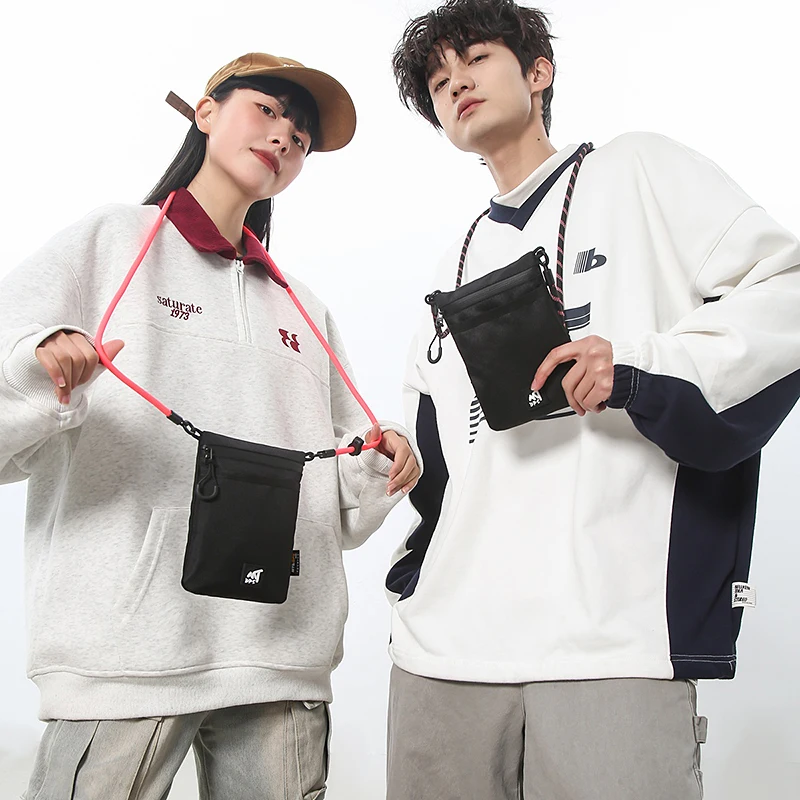 Original Design Nylon Cloth Messenger Bag for Men New Mobile Phone Bag Portable Simple Shoulder Bag Unisex Satchel