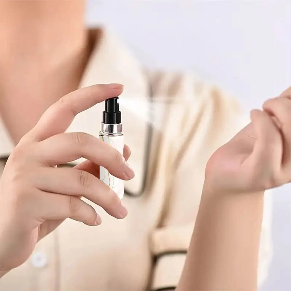 Simpatica mini bottiglia di profumo da 5 ml riutilizzabile a prova di perdite contenitori cosmetici vuoti spray atomizzatore bottiglia da viaggio