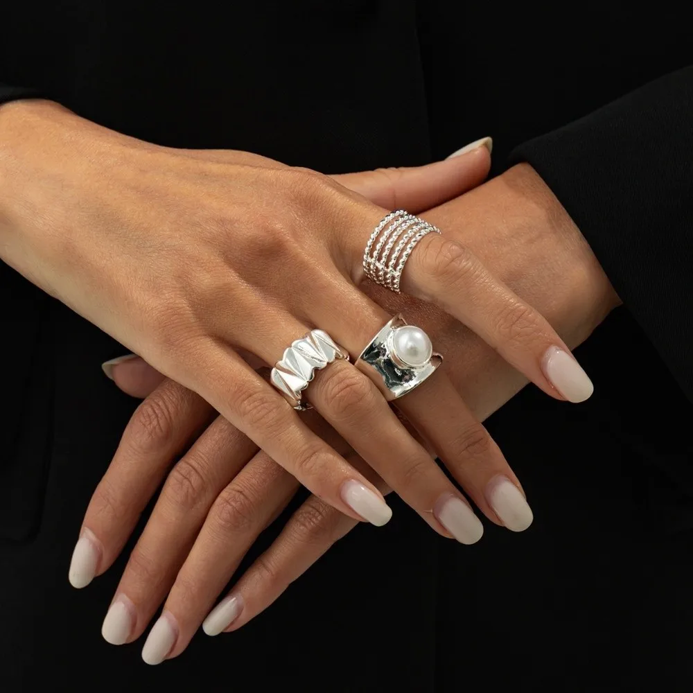 Vintage Heart Shaped Wide Ring Set Inlaid Pearls Geometric Joint Rings Liquid Alloy Women Jewelry Ladies
