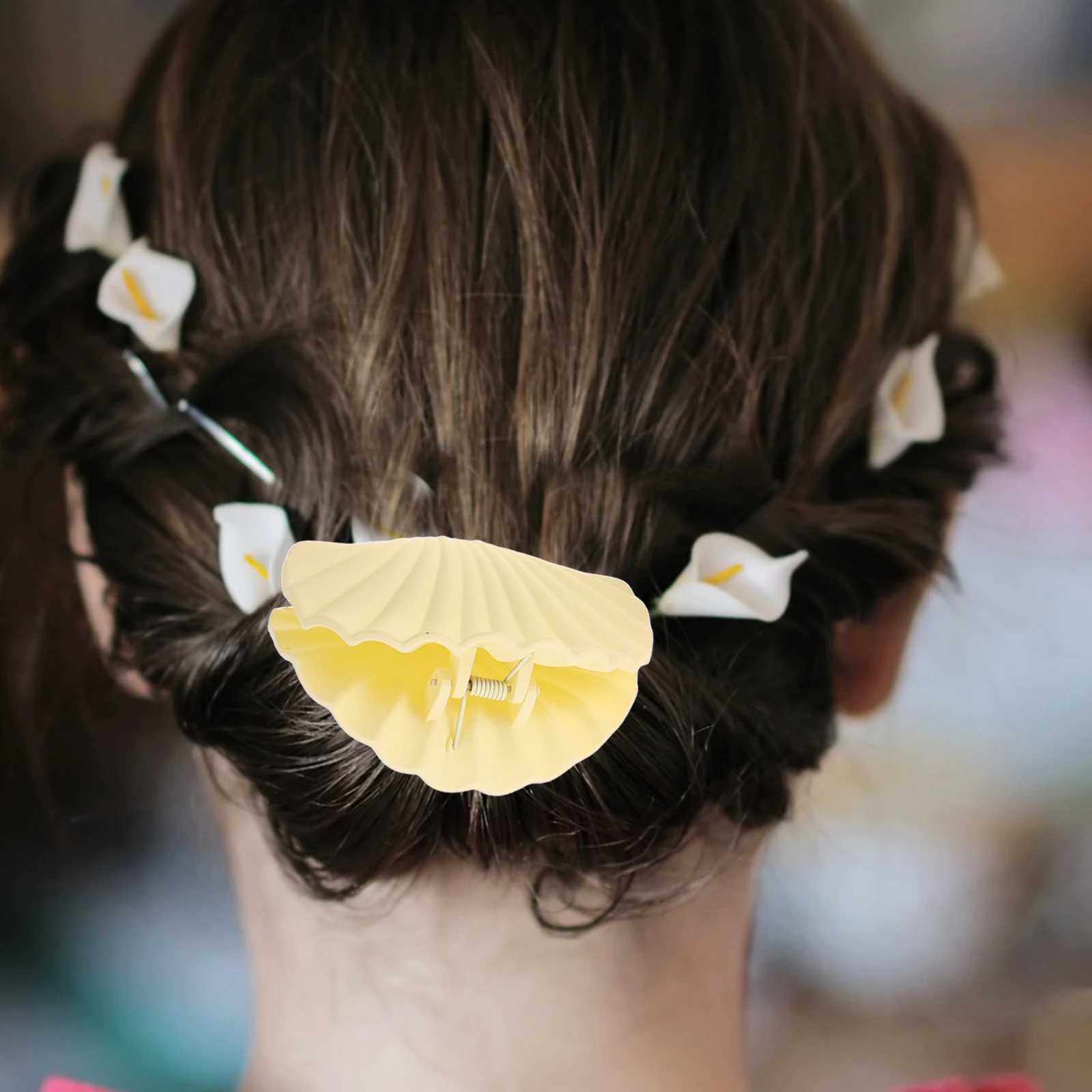 

4 Pcs Shell Hair Catch Beach Accessories for Women Clips Styling Jewelry Claw Mermaid