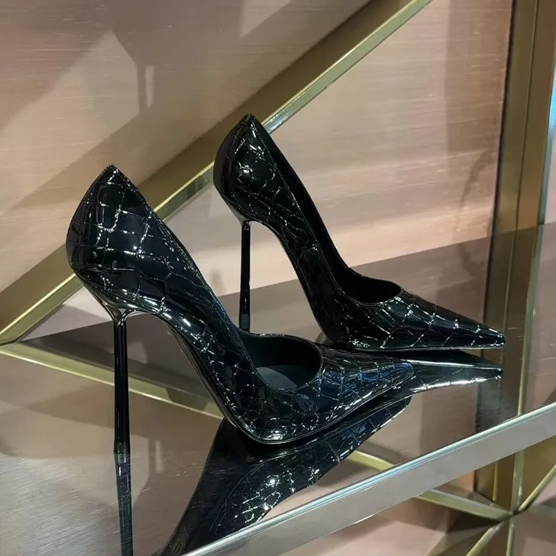 European and American temperament stone pattern leather high heels 2025 summer new thin heel pointed sexy black single shoes