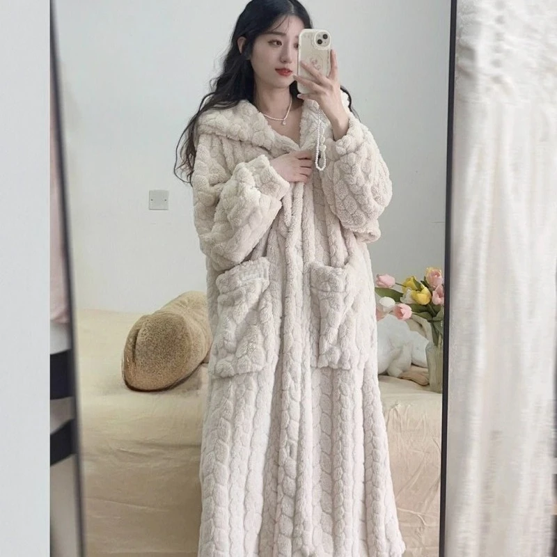 New Winter Women's Pajamas for Autumn and Winter, Thick Coral Fleece Long Flannel Hooded Nightgown for Girls and Students