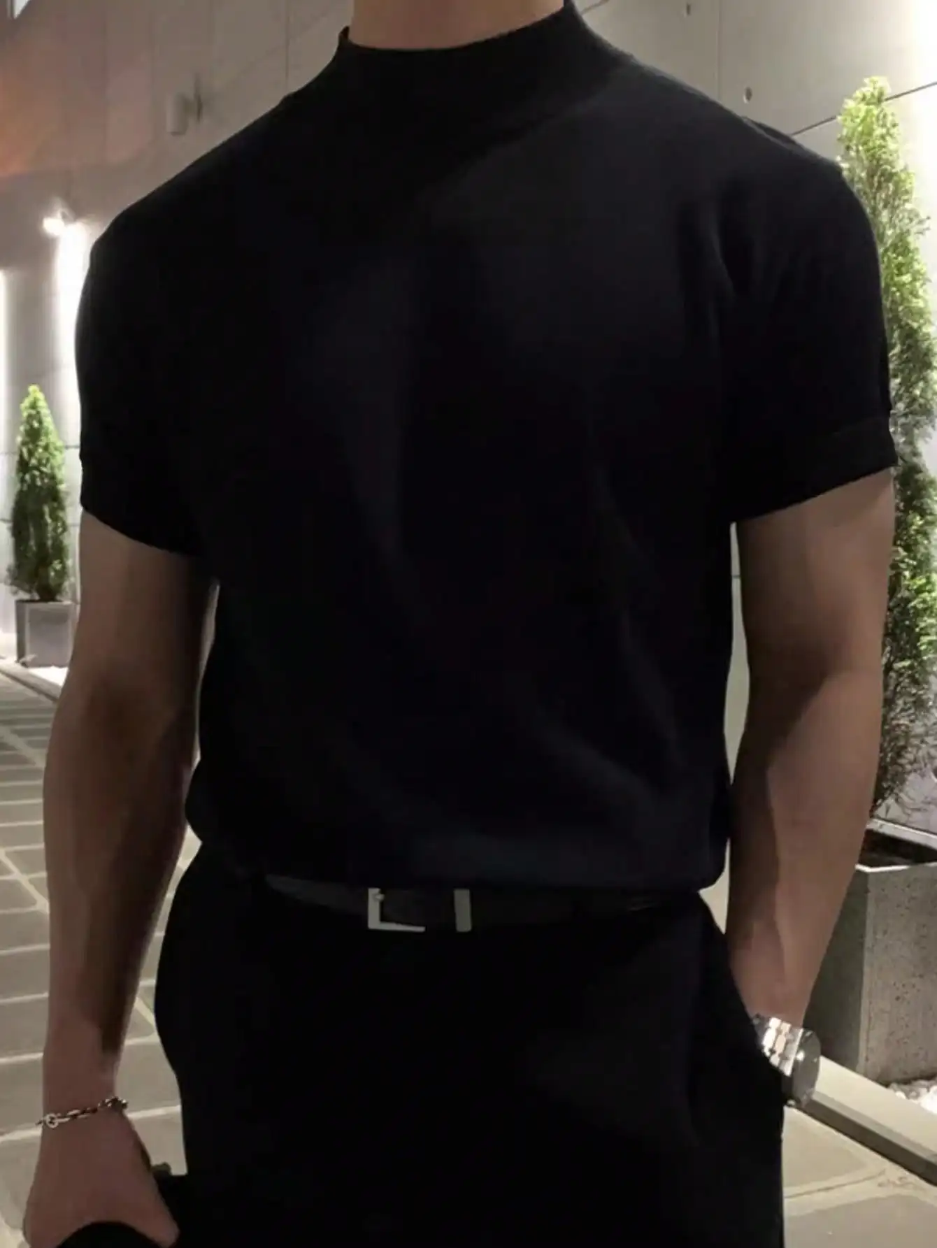 

Men's Black Half-Turtleneck Short Sleeve Knit Pullover for Casual Daily Wear