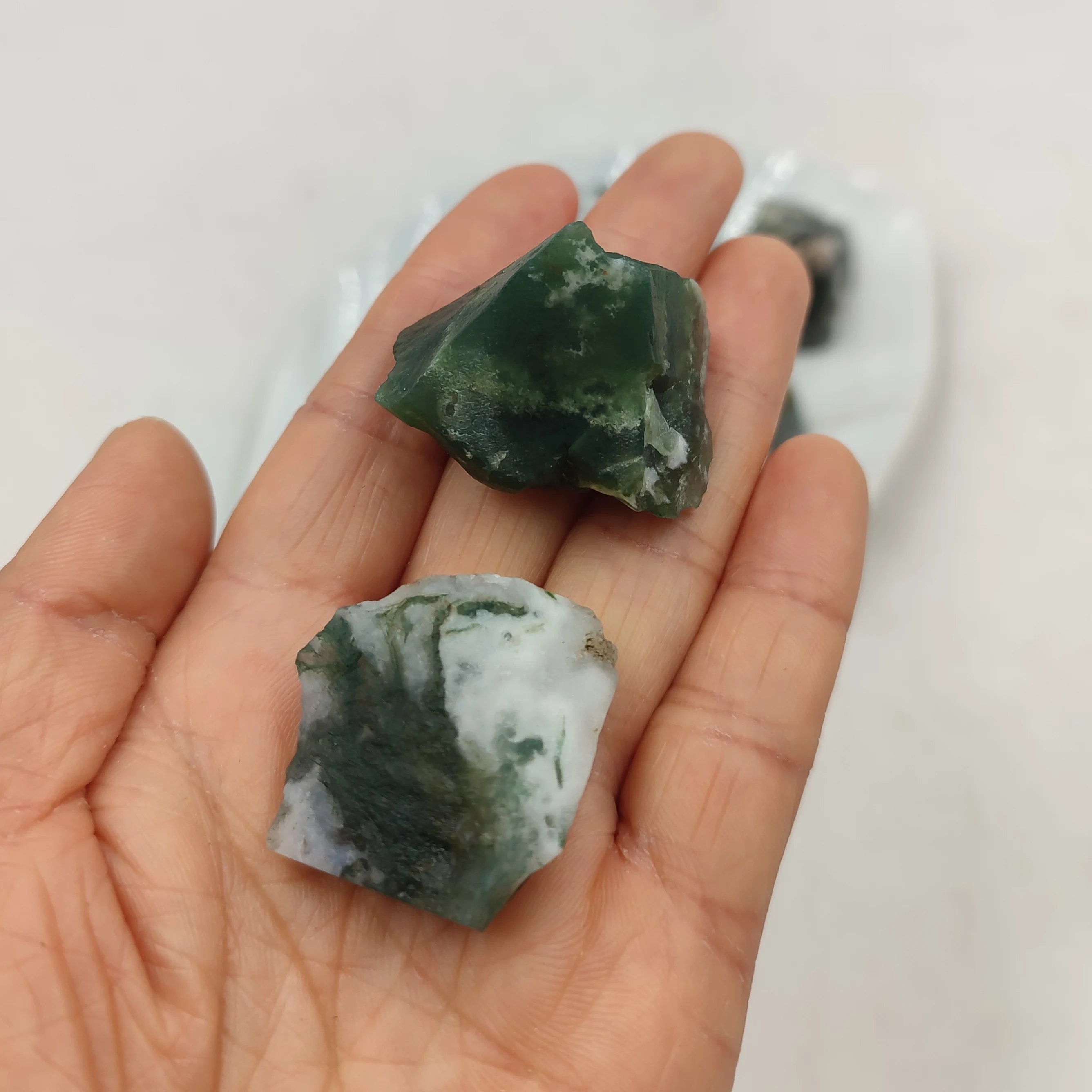 1pc Natural Raw Moss Agate Rough Stone Quartz Crystals Rock Healing Reiki Mineral Aquarium Home Room Decoration Energy