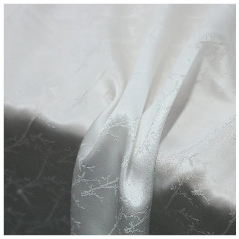 Silk Sambo satin jacquard fabric flat-cut upside-down large-sleeved cheongsam Chinese-style