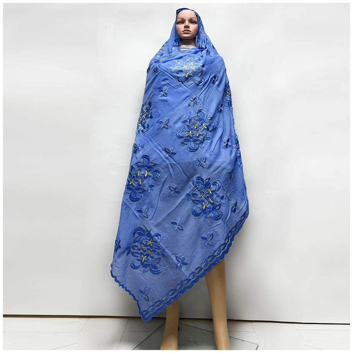 High Quality 100% Cotton Fabric Rayon Cotton Thread Eembroidered Scarf African Women Hijab Muslim Scarf Dubai Excellent Style