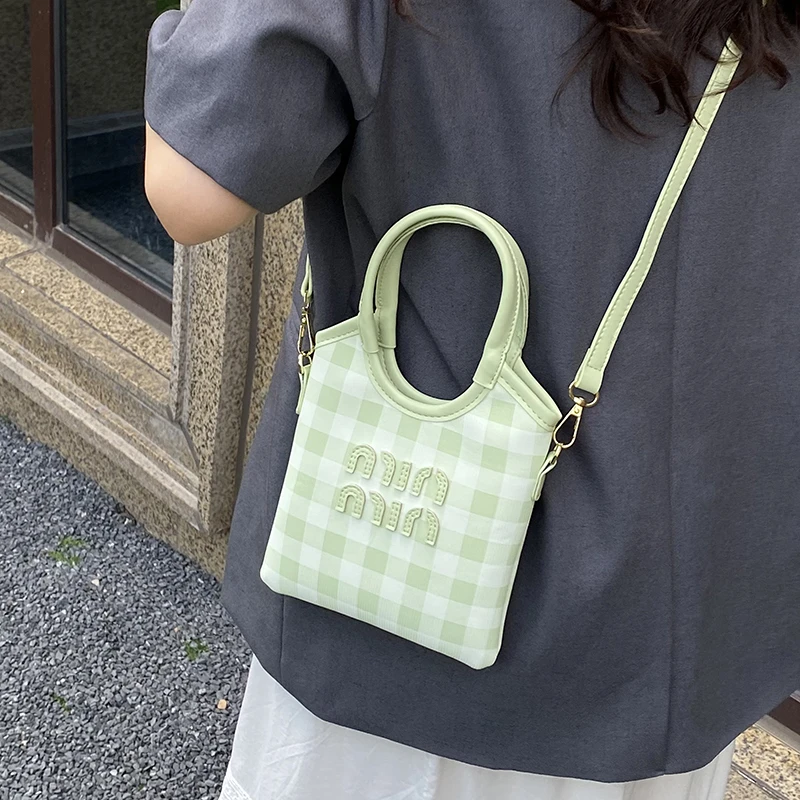 

Elegant Women Leather Luxury Classic Fashion Designer Shoulder Tote Bag Crossbody Handbag For City Daily Looks