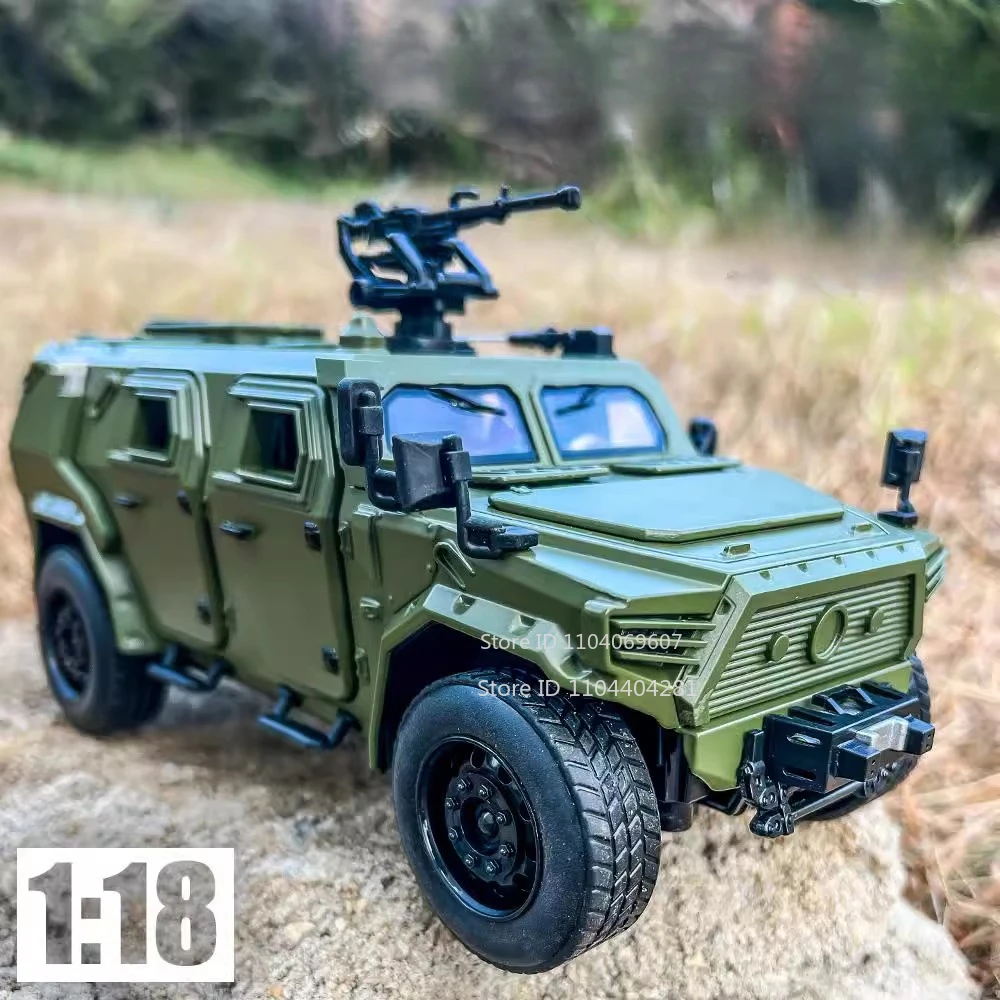 1:18 Dongfeng M-Terrain Alloy Car Toys Miniaturowy model odlewany ciężarówka wojskowa Dźwięk Światło Otwarte drzwi Dziecko Prezent świąteczny