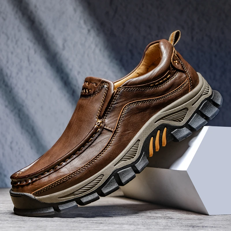 Men's Hand-Stitched Solid Color Fashion Loafers Low-Top Slip-On Casual Sneakers Trendy All-Season Comfortable Men's Shoes