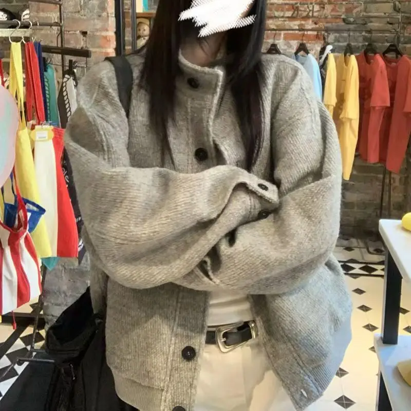 

Серая короткая свободная женская куртка, однобортное винтажное пальто-стойка, осень-зима, повседневная верхняя одежда, бейсбольные куртки с длинными рукавами