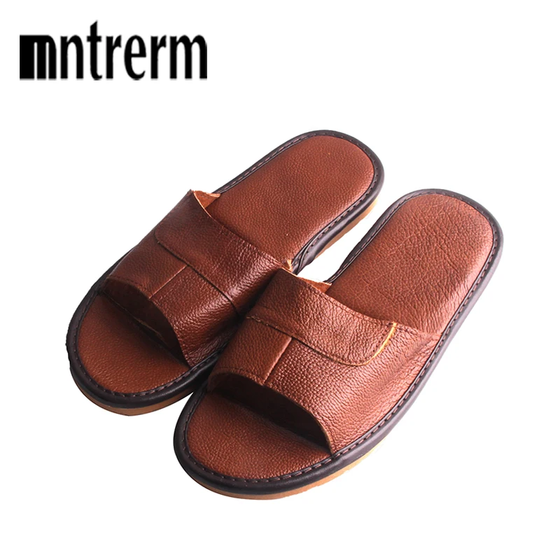 2022 New Leather Slippers Men Home Furnishing Indoor Floor Classic Footwear Casual Slides Leather Sandalias Zapatos Hombre