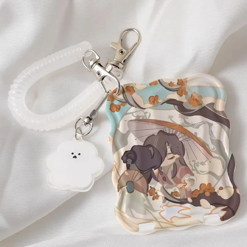 謝蓮と華成は折りたたみ式ポータブル化粧鏡、手持ち寮ドレッシングミラー、学生用小型ミラーを持っています