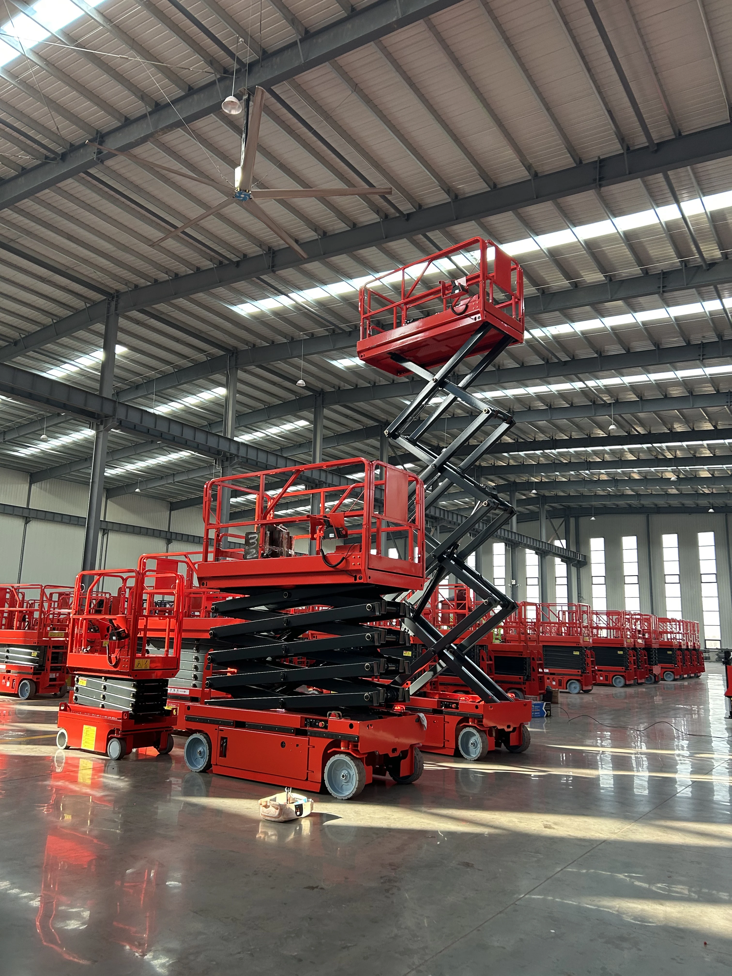Customized New Portable Scissor Car Lift 3m/6m/8m/10m/12m/14m/16m/18m