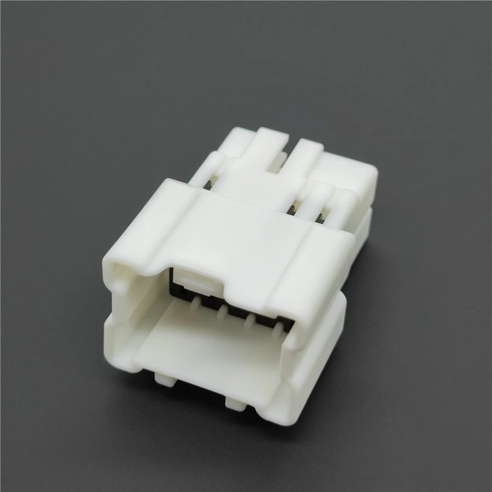 6098-6974 8 Pin Unsealed Automotive Connector Male NS-CS Series 2.3mm PBT Natural for ECU Sensor Wiring