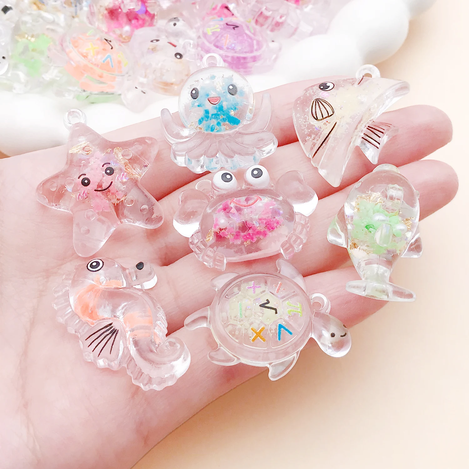 10pcs Multicolour Random Resin Transparent Marine Creature Mixed Pendant,For DIY Making Charms Fashion Necklace Keychain Jewelry