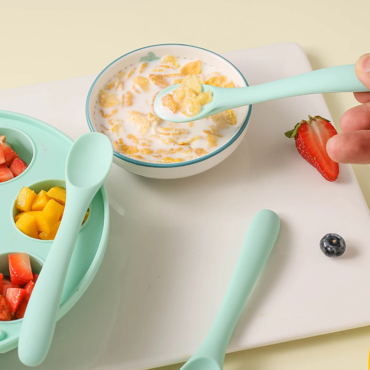 Cucchiaio per alimenti per bambini in Silicone alimentare Premium, cucchiaio da Dessert, cucchiaio di sale, resistente al calore, lavabile in