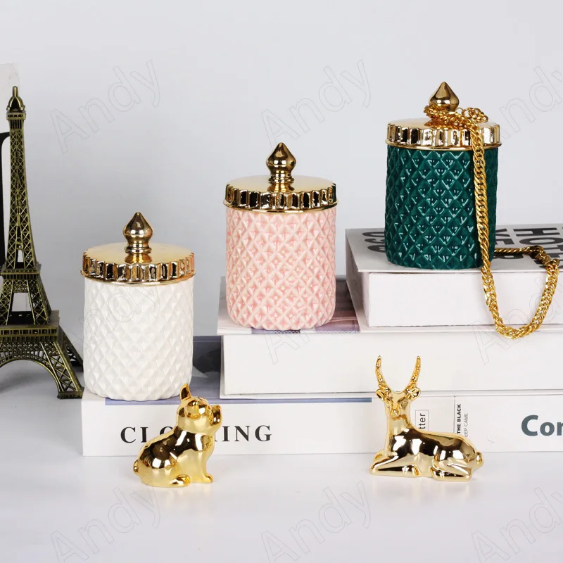 European Ceramic Storage Jar with Lid Court Relief Decorative Desktop Candy Jars Bedroom Jewelry Container Home Decoration