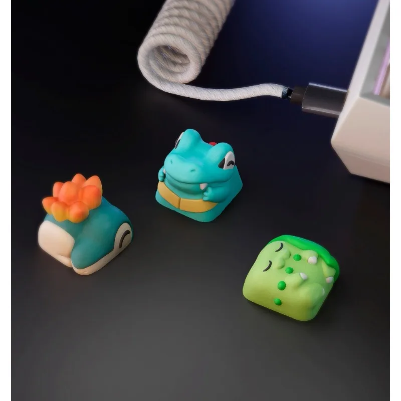 Game's Top Three Pet Spirit Keycaps for Mechanical Keyboards, universal Personalized Keys for the Cross Axis of the Keyboard - view 4