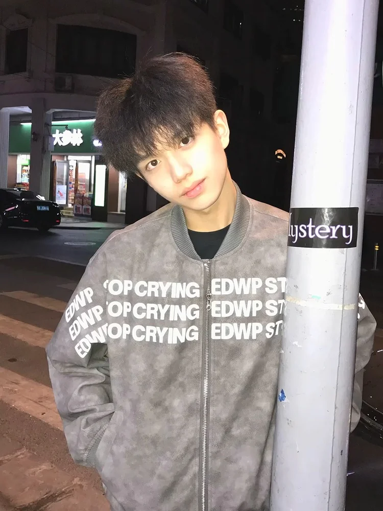 

American Retro ort Leather Jaet Men's Autumn Winter Faion Brand High Sense Baseball Sle Cleanfit Couple Jaets