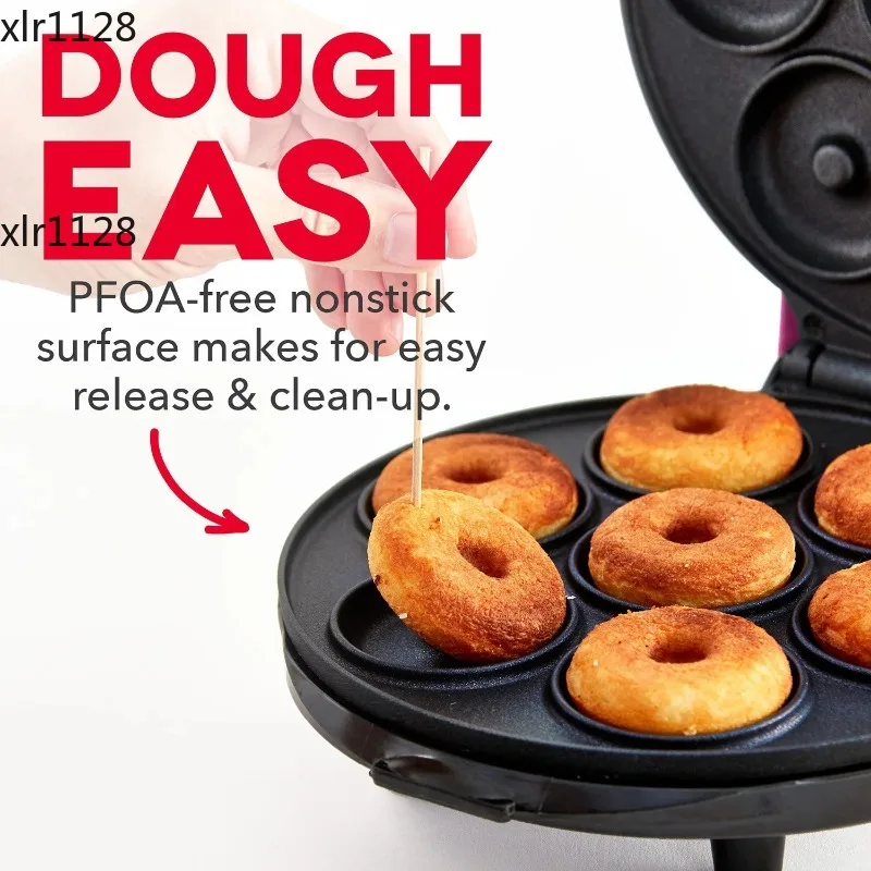 Mini 7-Hole Donut & Cake Maker Breakfast Baking Tool Dual Voltage 110V 220V