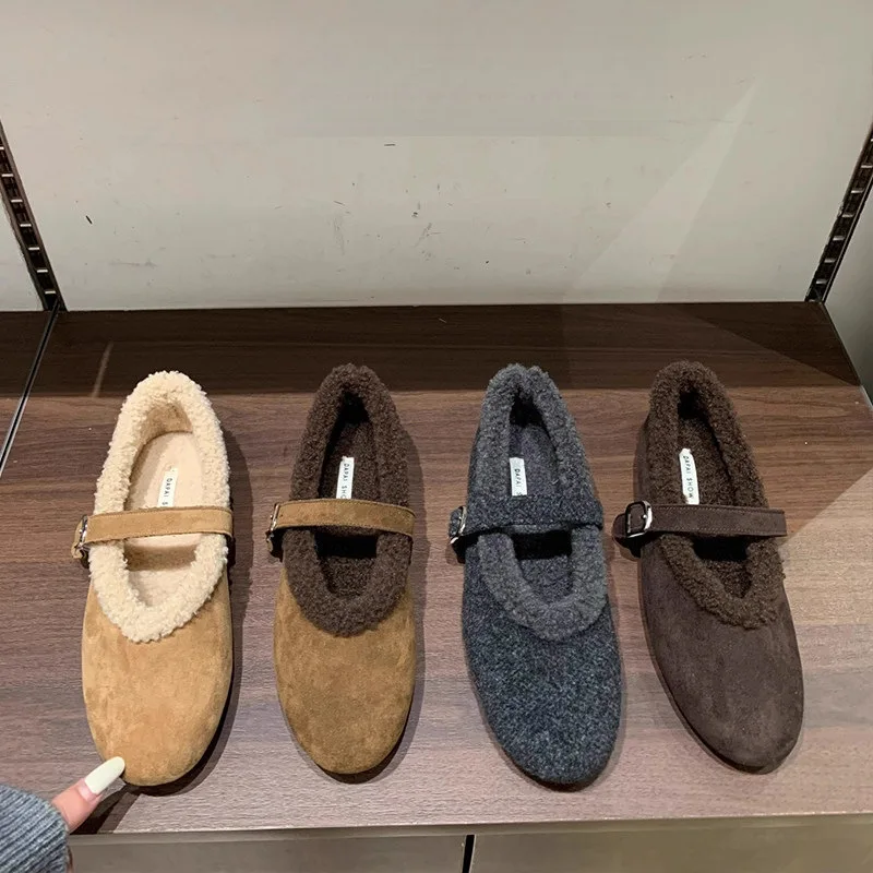 2026Winter Women's Shoes Thickened Velvet Warm Cotton Shoes Winter Women's Fluffy Furry Shoes Retro Suede Casual Cotton Slippers
