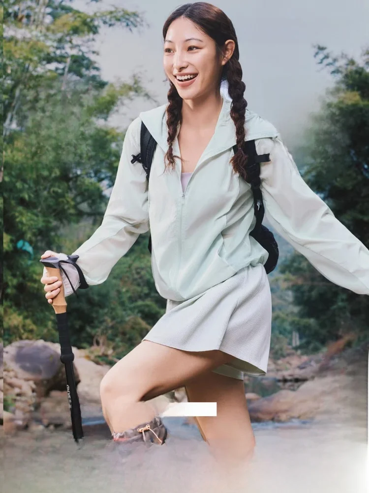 

Banana Le Women's Lightweight Qui Dry Outdoor Sports Sun Protection Clothing Spring Summer Breathable UV Protection ell