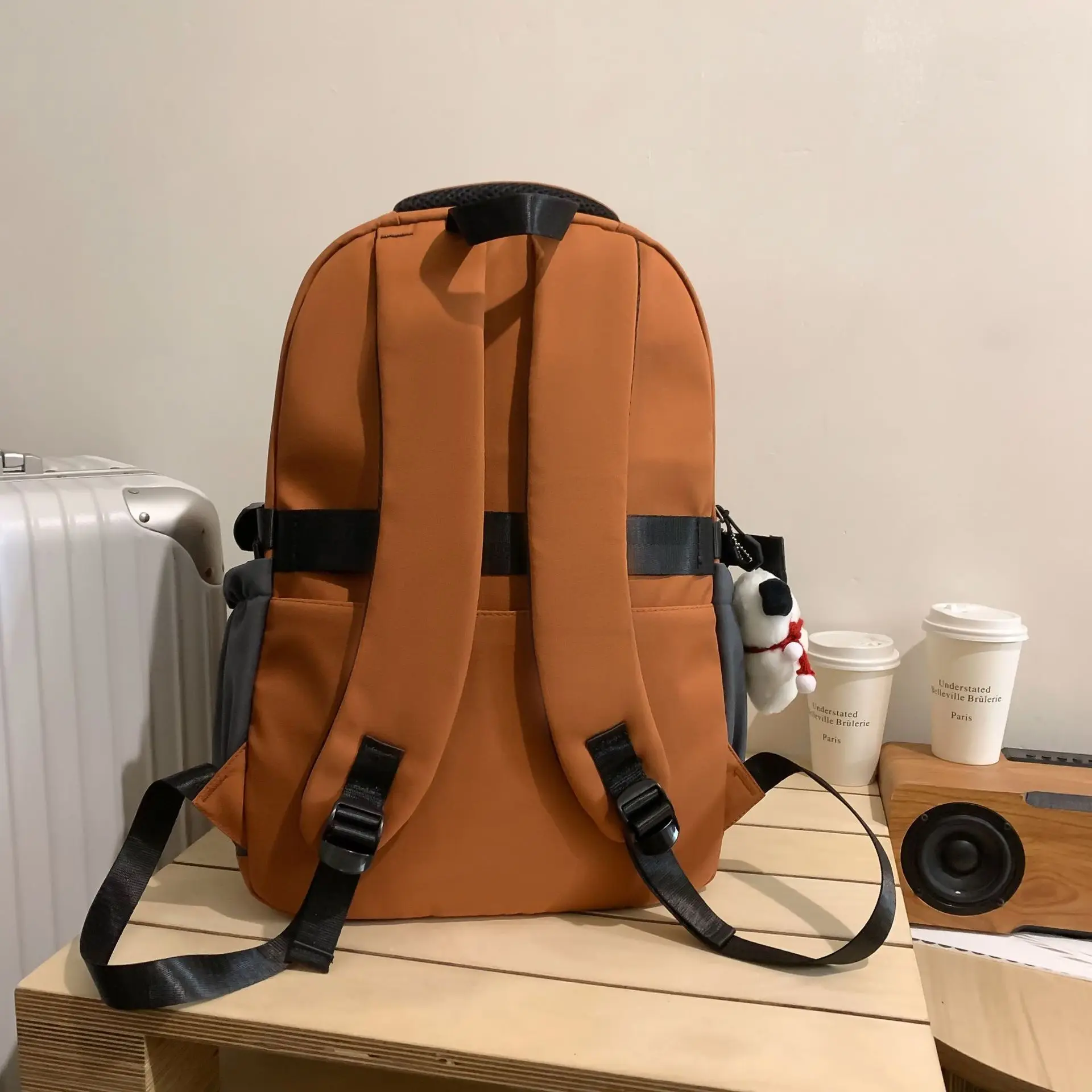 New in Retro College Style Nylon Backpack for Women Large Capacity Lightweight Ins Couple Backpack Trendy Unisex School Bag