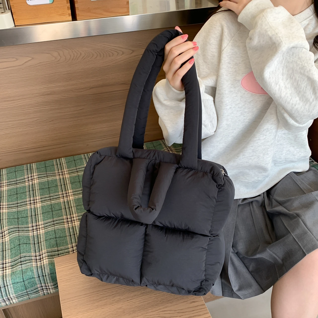 Cute Pink Puffer Tote Bag Women Soft Quilted Shoulder Bag Large Capacity Cloud Pillow Handbag Casual Lightweight Shopping Bags