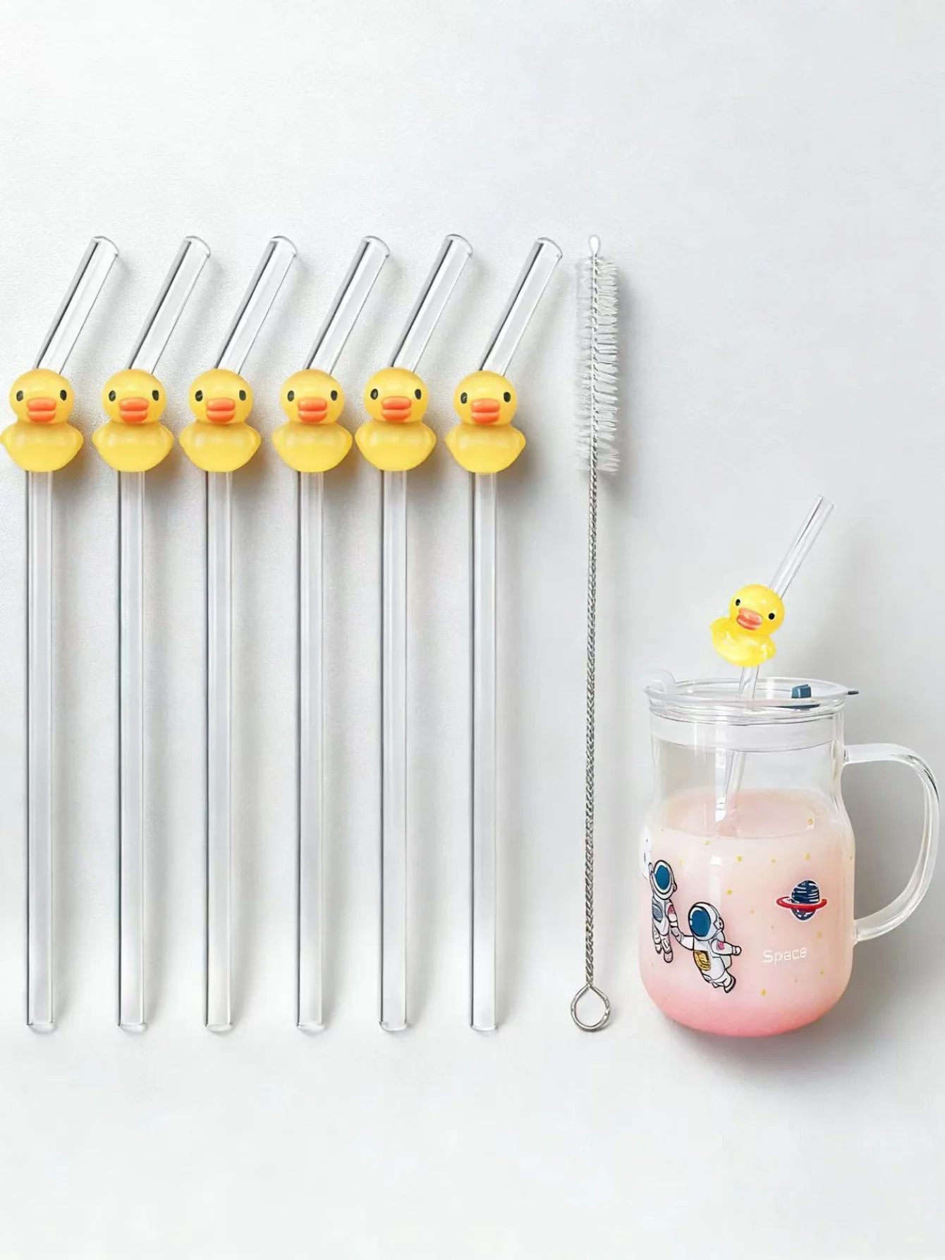 1/6PCS Fashion Yellow Duck Glass Straw | Reusable Curved Design for Iced Coffee, Boba & Cocktails | Chic Accent for Travel