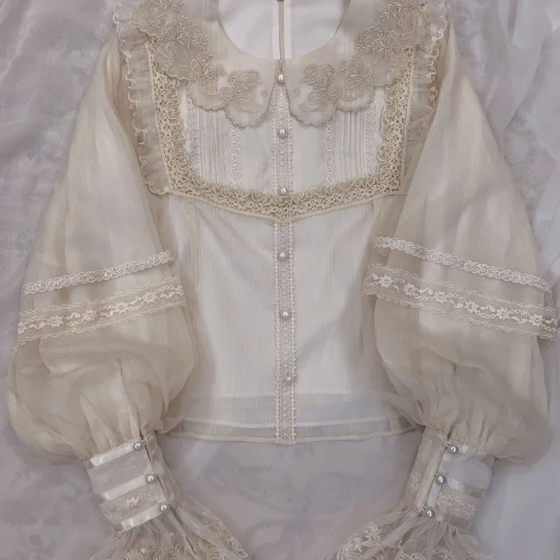 

Japanese Style Kawaii Summer Lolita Style Shirts Women Lace Flower Embroidery Blouses Girly Vintage Elegant Tops Gothic Blouse