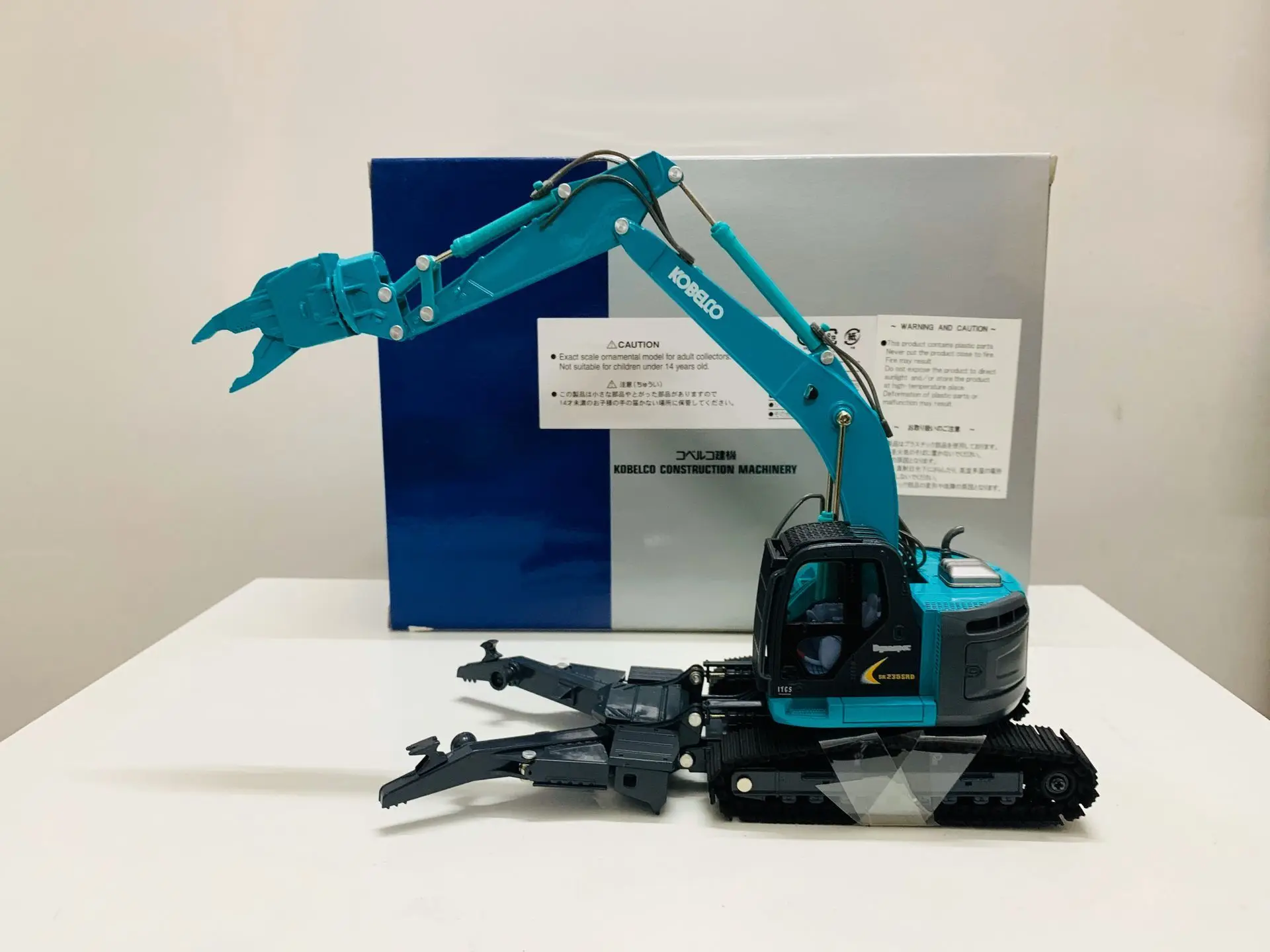 

Редкий! Kobelco, Строительная техника Dynaspec SK235SRD, масштаб 1/43, литье под давлением, новая модель в коробке